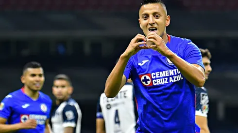 Piojo Alvarado anotó el gol del triunfo para Cruz Azul ante Rayados.
