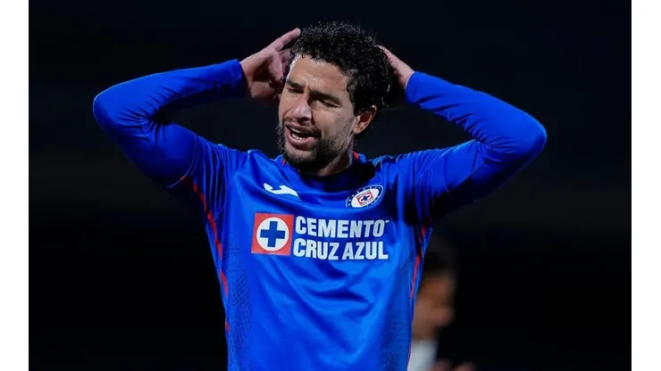 José Rivero durante el Guardianes 2021 con Cruz Azul