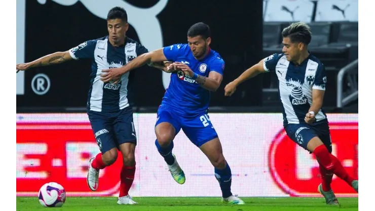 Juan Escobar en el duelo ante Monterrey