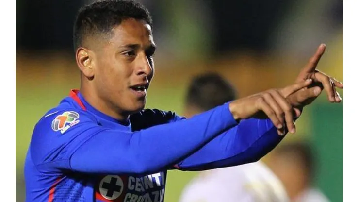 Luis Romo fue elegido como el mejor jugador de la Liga MX