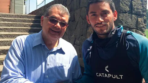 Don Emilio Fernando Alonso volverá a narrar un partido de Cruz Azul.