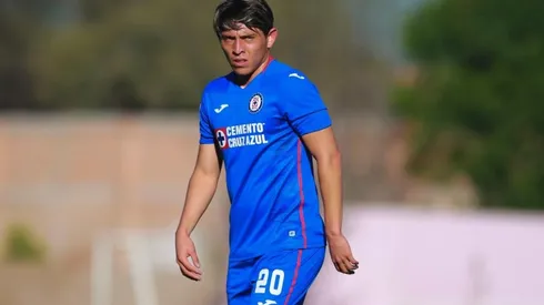 Alexis Gutiérrez con las fuerzas básicas de Cruz Azul