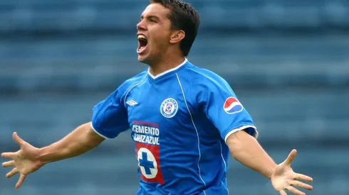 Pinheiro jugó entre 2000 y 2003 en Cruz Azul.