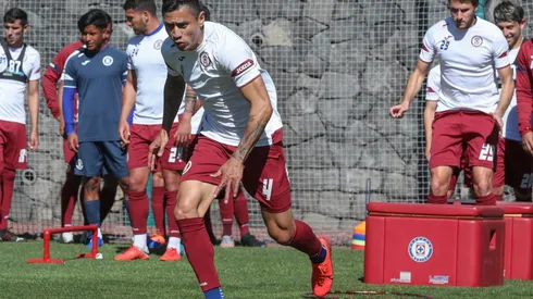 Domínguez ya regresó a entrenar.