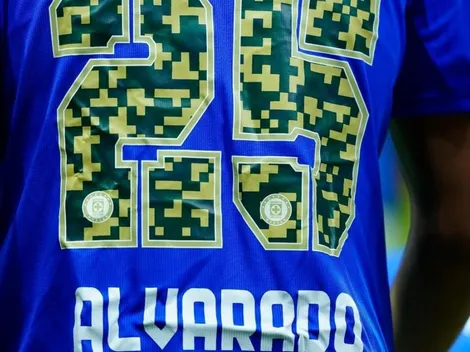 El Piojo sorprende con un impresionante tatuaje