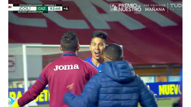 Pol Fernández celebra el segundo tanto del equipo
