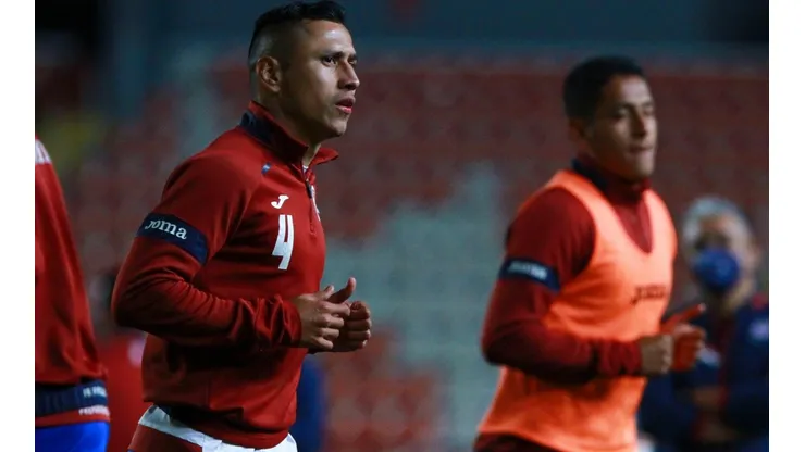 Domínguez salió de la convocatoria.