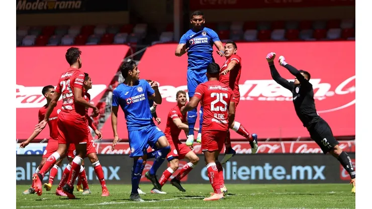 Cruz Azul y Toluca se enfrentan este sábado.