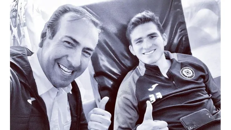 Bernardo Angulo llegó a Cruz Azul por pedido expreso de Pedro Caixinha