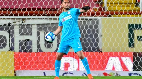 Jesús Corona termina contrato con Cruz Azul en junio.