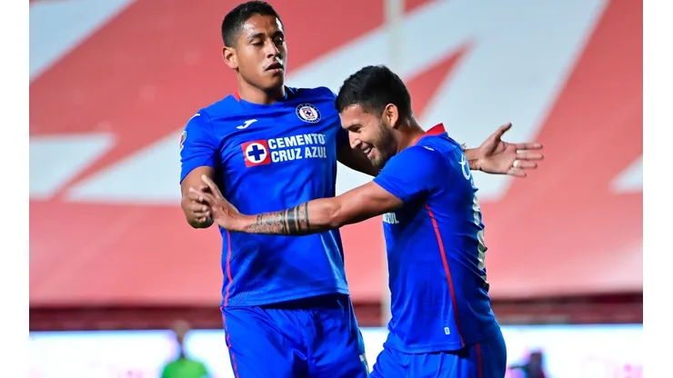 Cruz Azul repetirá con su uniforme azul.