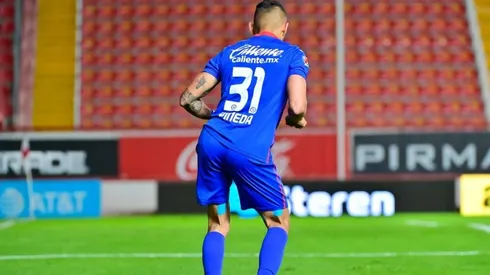 Orbelín Pineda en un partido del Guard1anes 2021