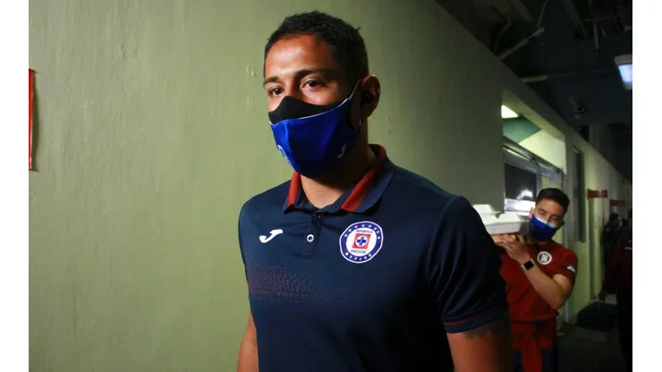 Romo fue el autor del primer gol de Cruz Azul.