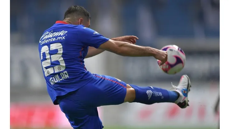 Pablo Aguilar en un partido del Guard1anes 2021