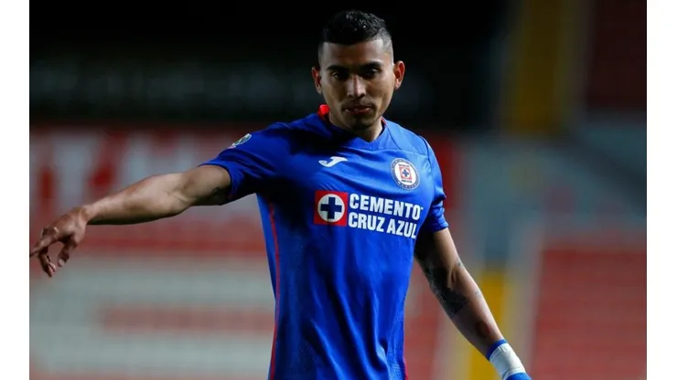 Orbelín Pineda durante un partido del Guard1anes 2021