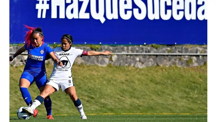 Cruz Azul Femenil en las instalaciones de La Noria