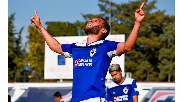 Cruz Azul Hidalgo sumó otros tres puntoas en la Liga Premier.