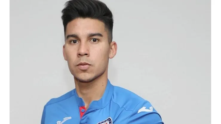 Pol Fernández en la previa de un partido con Cruz Azul