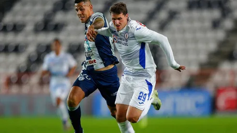 Cruz Azul derrotó a Pachuca este lunes.