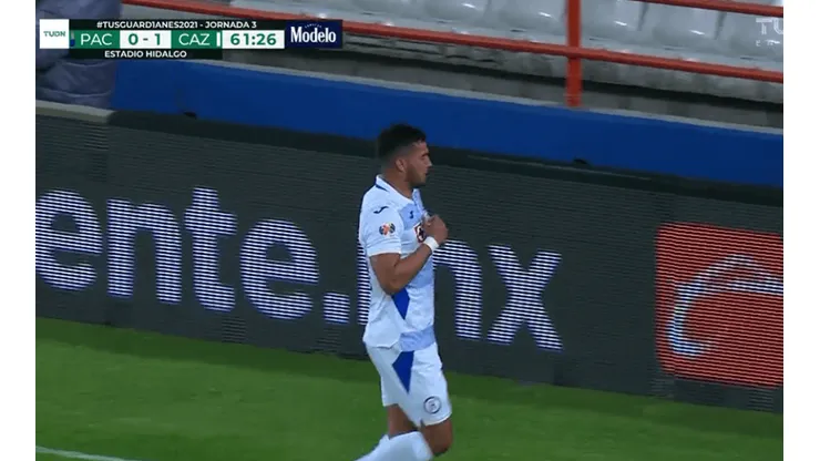 Juan Escobar celebra el gol