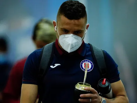 Mikel Arriola arremete contra el Cabecita por su indisciplina