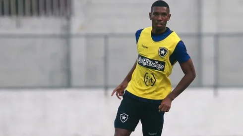 Kanu podría llegar a Cruz Azul.