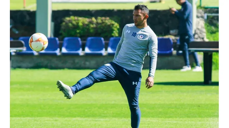 Montoya busca su salida de Cruz Azul.