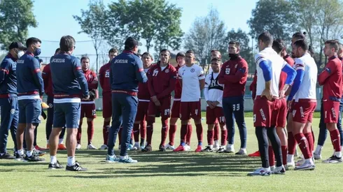 Plantel de Cruz Azul en un entrenamiento