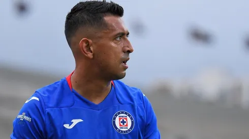 Elías podría salir de Cruz Azul.