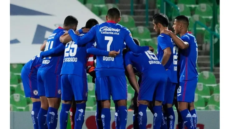 Cruz Azul en el duelo ante Santos de la primera jornada