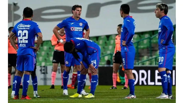 Cruz Azul en el duelo ante Santos en la jornada 1 del Guard1anes