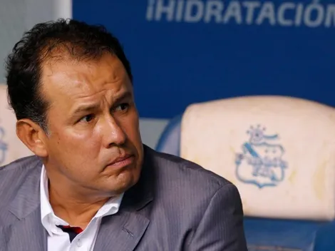 Cruz Azul hace oficial la llegada de Reynoso y la afición explota