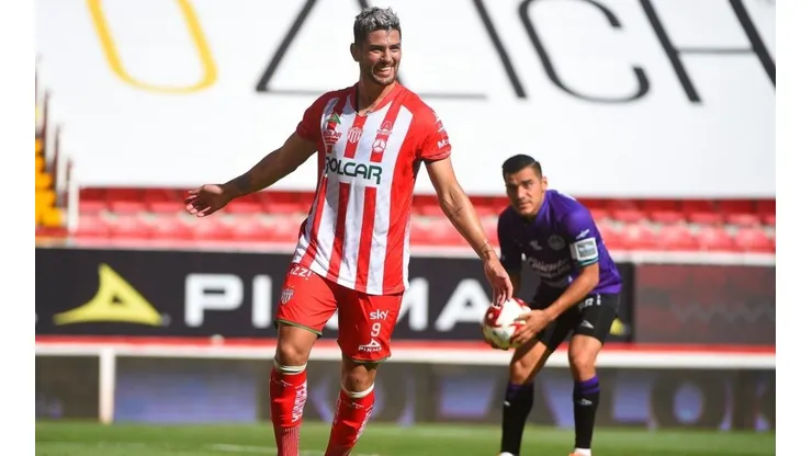 Lucas Passerini con el Necaxa