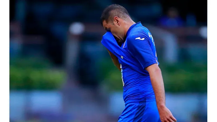 Pablo Aguilar se irá de Cruz Azul.