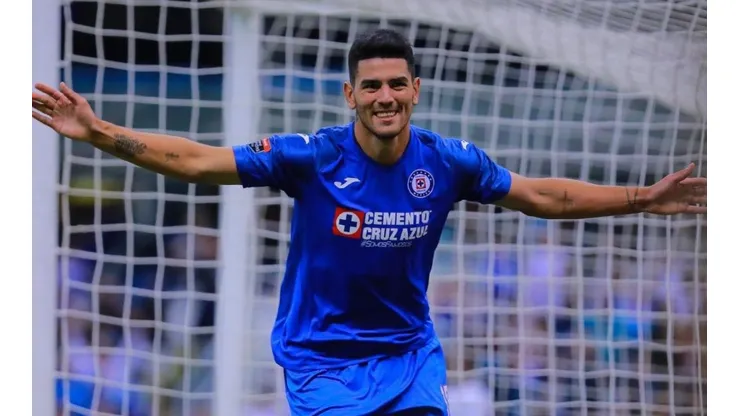 Lucas Passerini en su etapa con Cruz Azul