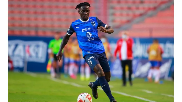 Aké Loba podría llegar a Cruz Azul.