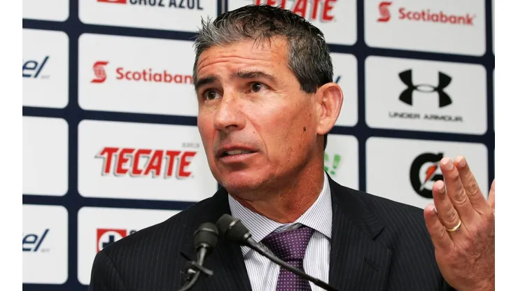 De la Torre dejó Cruz Azul en 2018.