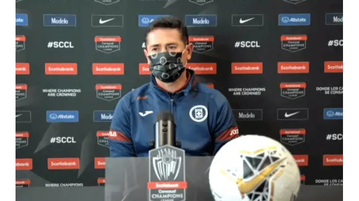 Armando González en rueda de prensa