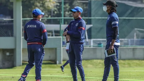 El nuevo cuerpo técnico de Cruz Azul se estrena este miércoles