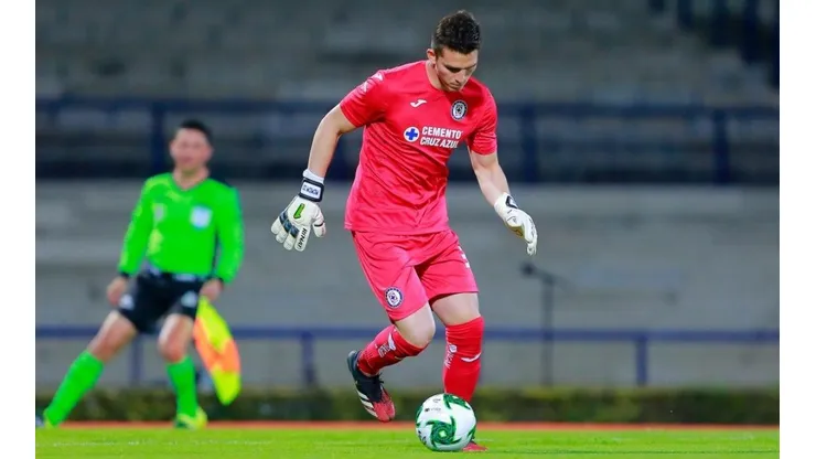 Sebastián Jurado durante el choque ante Pumas