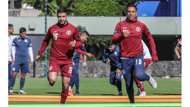 Los celestes aún no vuelven a entrenar.