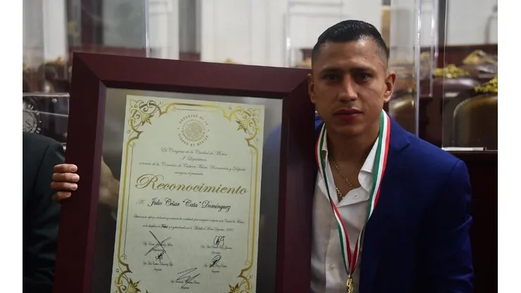 Domínguez fue destacado por el Congreso.