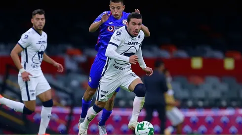 Cruz Azul goleó a Pumas.