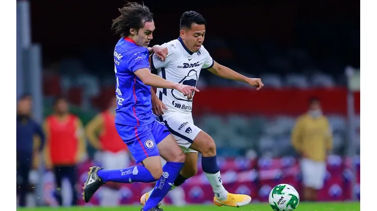 Cruz Azul y Pumas se enfrentan.