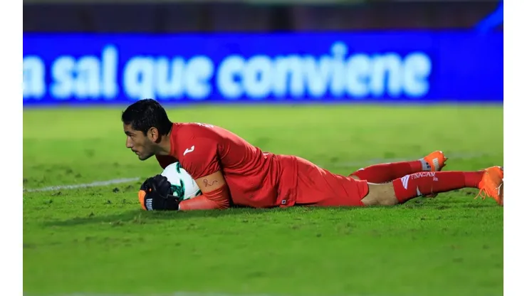 Jesús Corona dio positivo por covid.