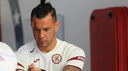 Milton Caraglio en un entrenamiento con Cruz Azul