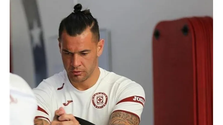 Milton Caraglio en un entrenamiento con Cruz Azul