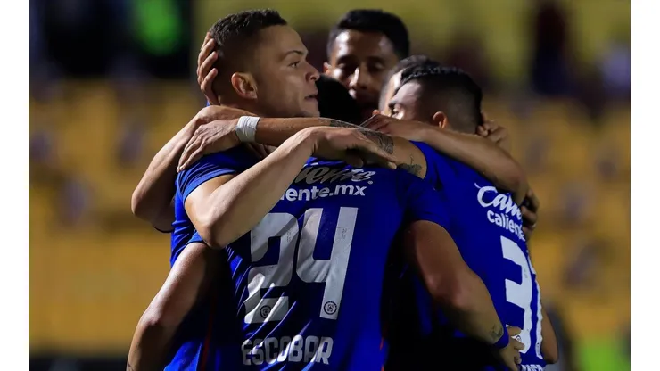 Cruz Azul derrotó por 3×1 a Tigres.