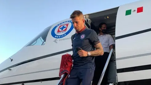 Pablo Ceppelini en su llegada con la convocatoria de Cruz Azul