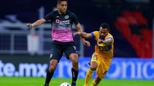 Cruz Azul y Tigres se enfrentan esta tarde.